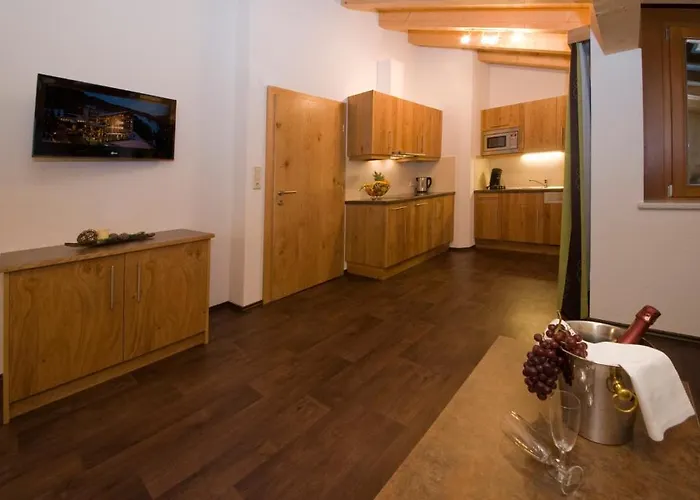 アパート Sonnenplateau ザーファウス